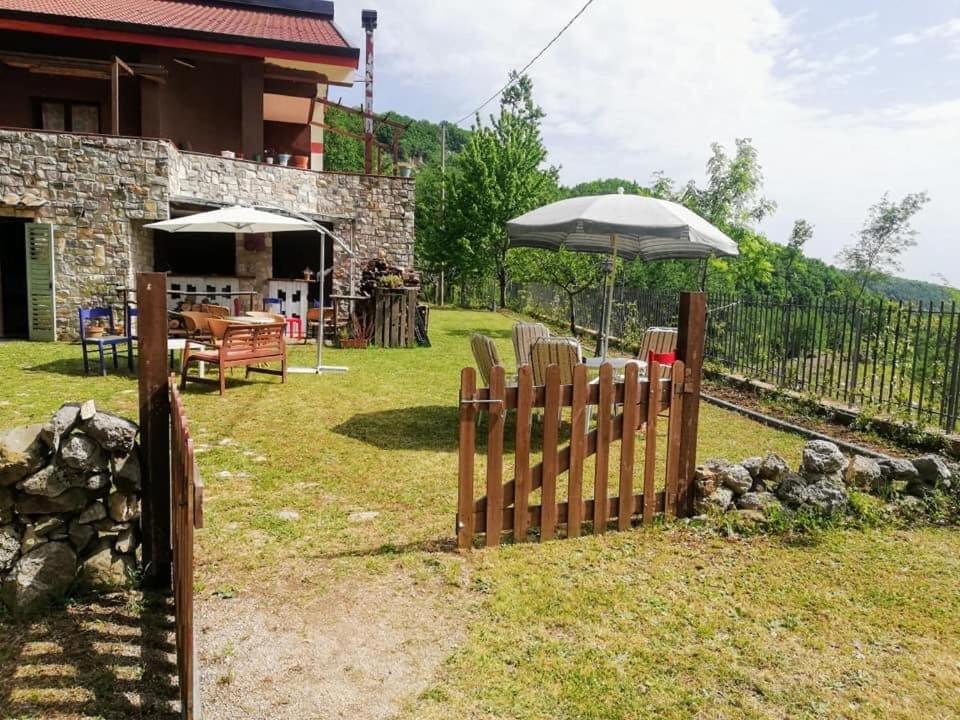 Piccola Ospitalita Bed & Breakfast Campagna Bagian luar foto